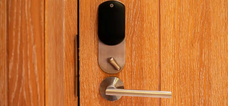 Automatic Locking Door Knob Orangeville